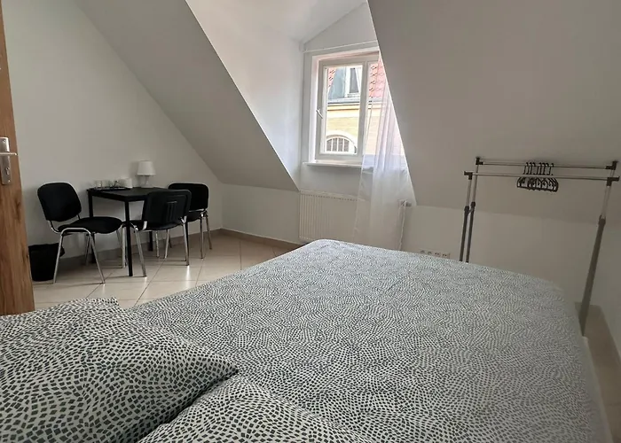 Golebia-economic * Познань