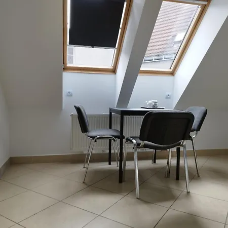 Golebia-economic Panzió