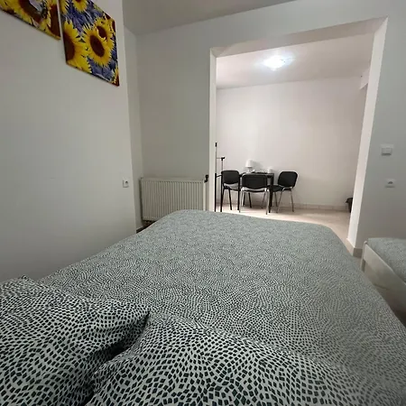 Golebia-economic Panzió