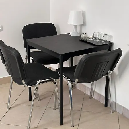 Golebia-economic Panzió