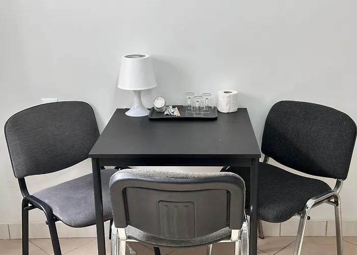 Golebia-economic Bed & Breakfast *